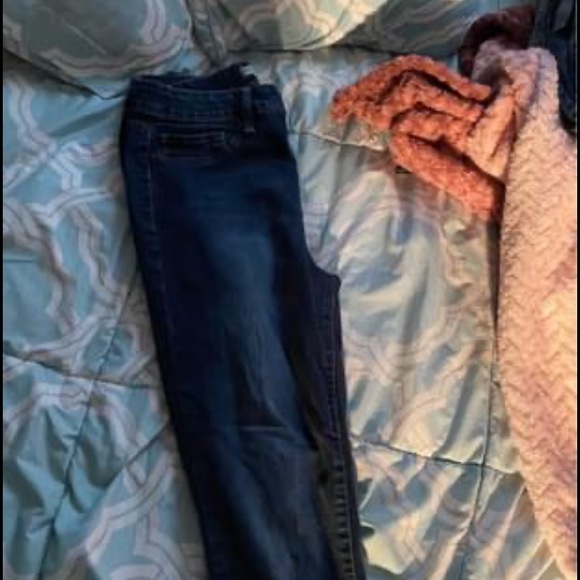 Jeans and hoodies! - Picture 9 of 10